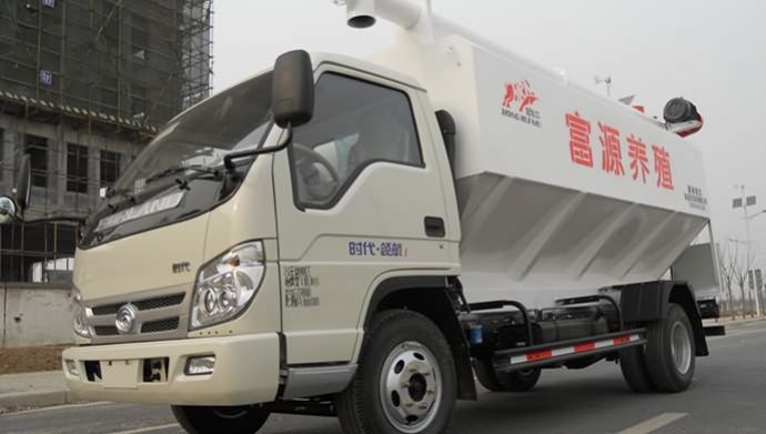 小型散装饲料运输车 小型散装饲料运输车
